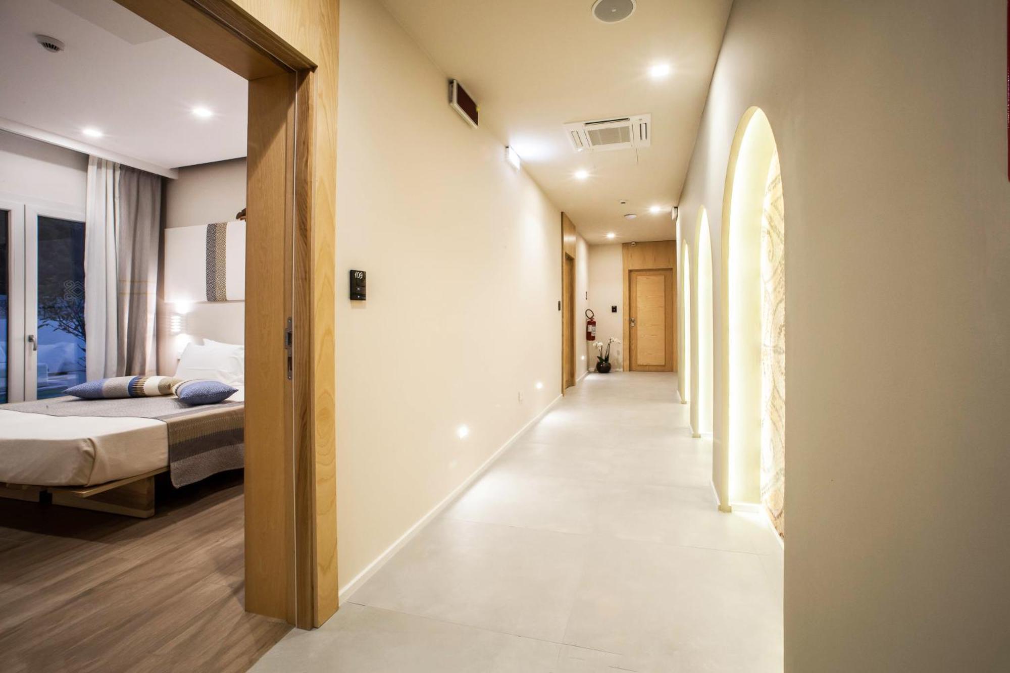 Noha Lifestyle Hotel - Adults Only 普拉 外观 照片